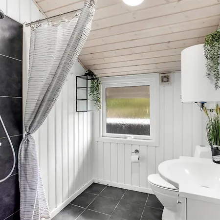 Holiday Asla - 750m From The Sea In Western Jutland By Interhome 펜션